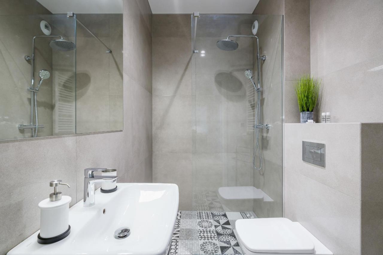 Apartments Poznan Fabryczna By Renters エクステリア 写真